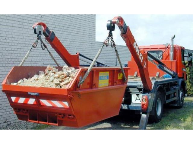 Read more about the article Събиране и извозване на отпадъци в строителни контейнери